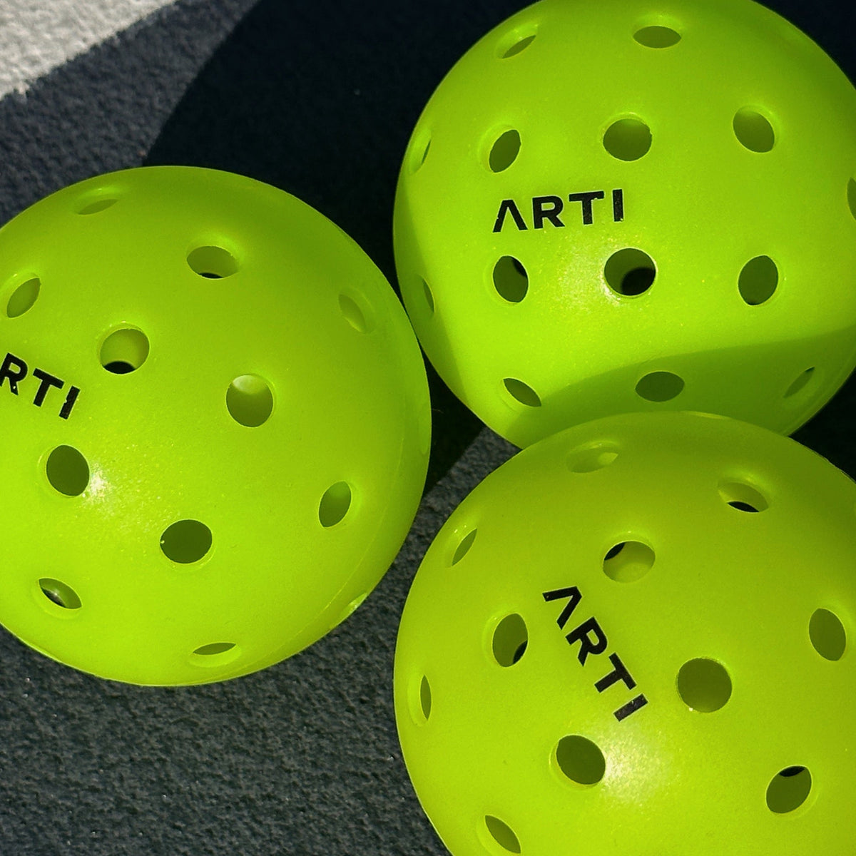 ARTI-40 Outdoor Pickleballs (3-Pack)